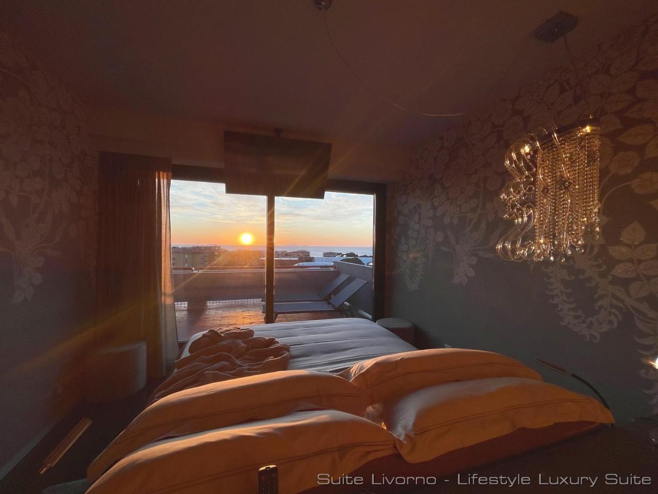 Suites Marilia Apartments Pool Side - Suite Livorno Holiday Home Group Exterior photo